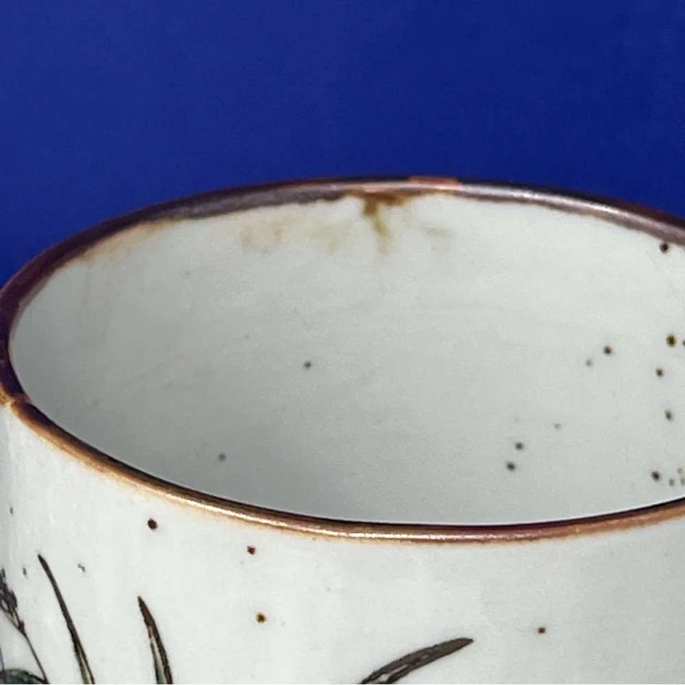 Ceramic Speckled Shorebird D handle Pedestal Mug Japan